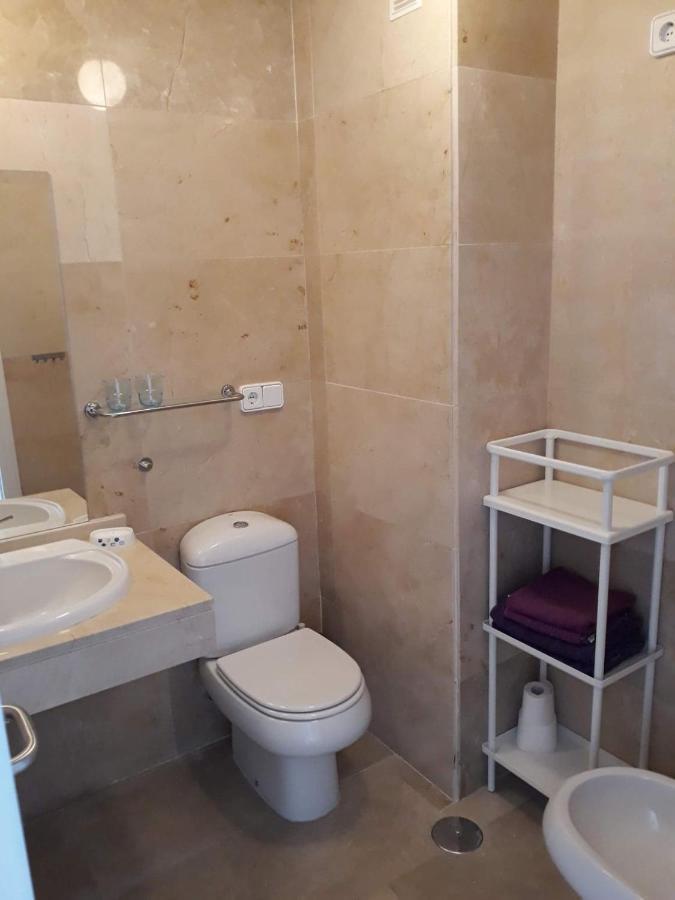 Beautiful Apartment In Duquesa Suites And Gardens Castillo de Sabinillas Bagian luar foto