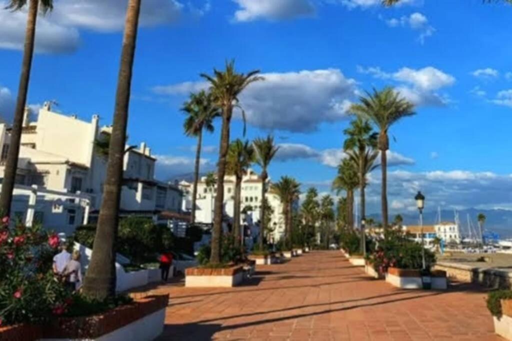 Beautiful Apartment In Duquesa Suites And Gardens Castillo de Sabinillas Bagian luar foto