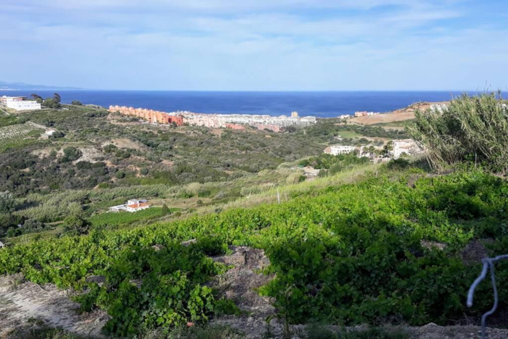 Beautiful Apartment In Duquesa Suites And Gardens Castillo de Sabinillas Bagian luar foto