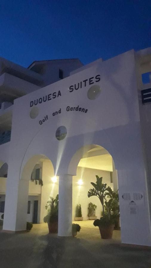 Beautiful Apartment In Duquesa Suites And Gardens Castillo de Sabinillas Bagian luar foto